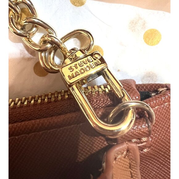 Steve Madden Brown Leather Crossbody Wallet With Gold Chain Strap Zip and Snap - Picture 4 of 7